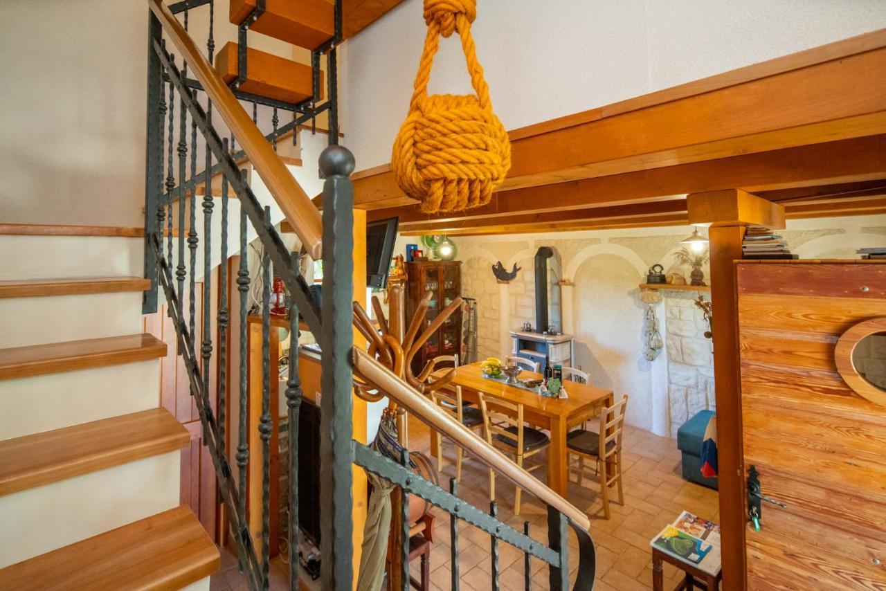 Villa Flaveico Pasman Ngoại thất bức ảnh